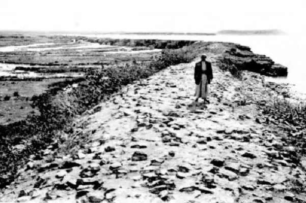 Histoire de l'Irrigation 5 Barrage d'Homs - Sommet de la digue - 1923